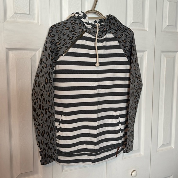 Ampersand Sweatshirt - Picture 1 of 3